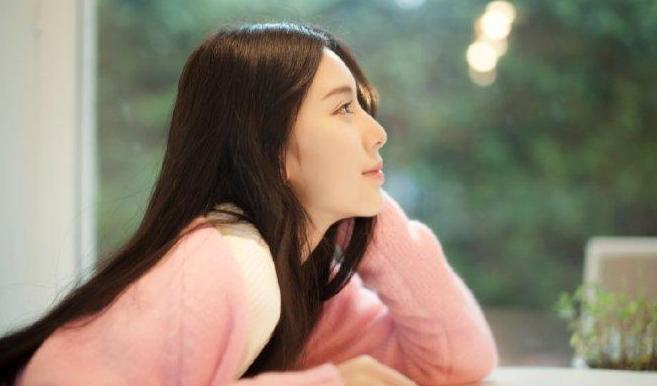 厦大校花程熙媛清纯写真获赞 素颜美到窒息